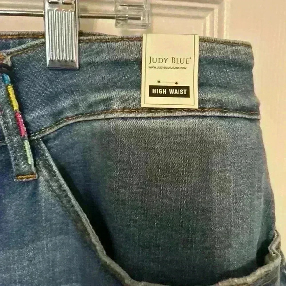 NWT Judy Blue Jeans 24W High Waist Distressed Faded Medium Wash Skinny Fit - Picture 2 of 5